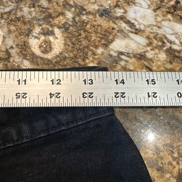 Vintage Levi’s Relaxed Fit Tapered Leg Black Denim Jeans 10S Made in the USA - Picture 6 of 7